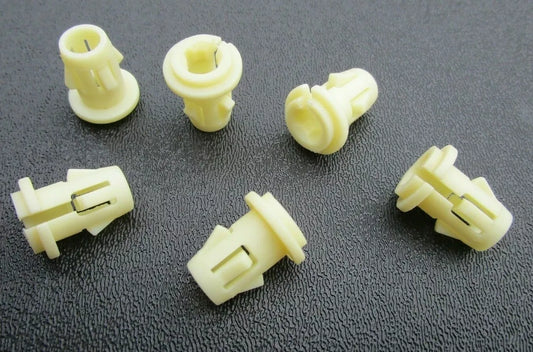 GM Chevrolet Fog Light Grommets Retainers Clips Fasteners (6)